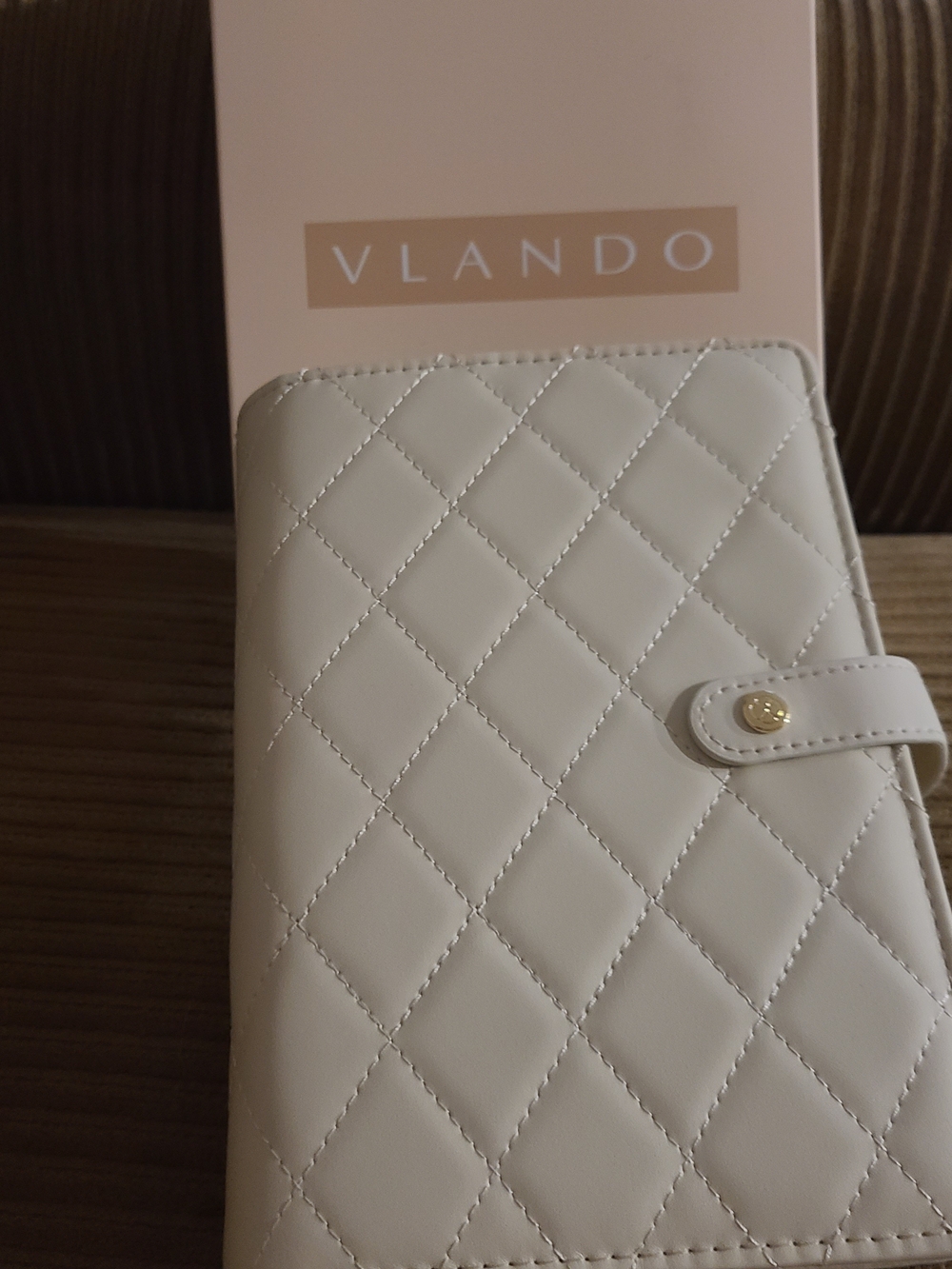 Vlando White Quilted Travel Jewelry Organizer